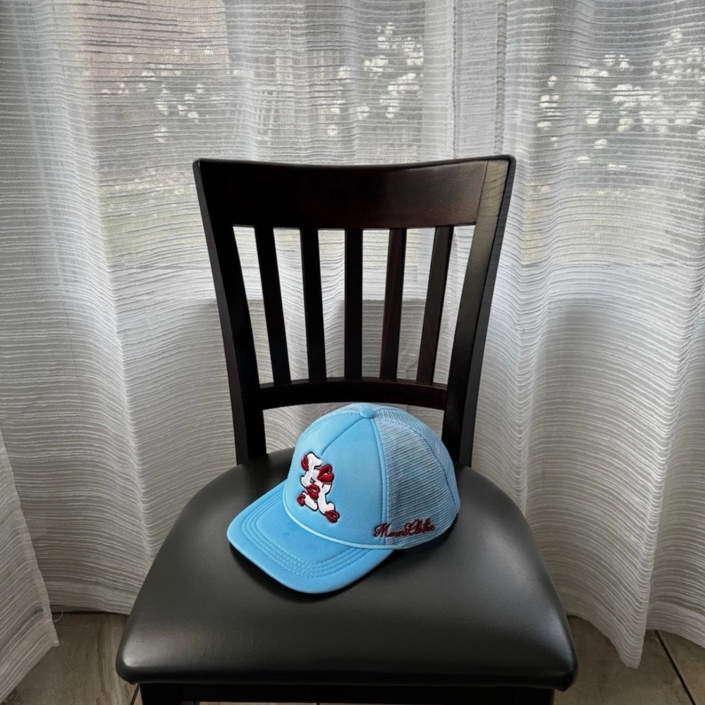 La Ropa Blue and Red Character Cap